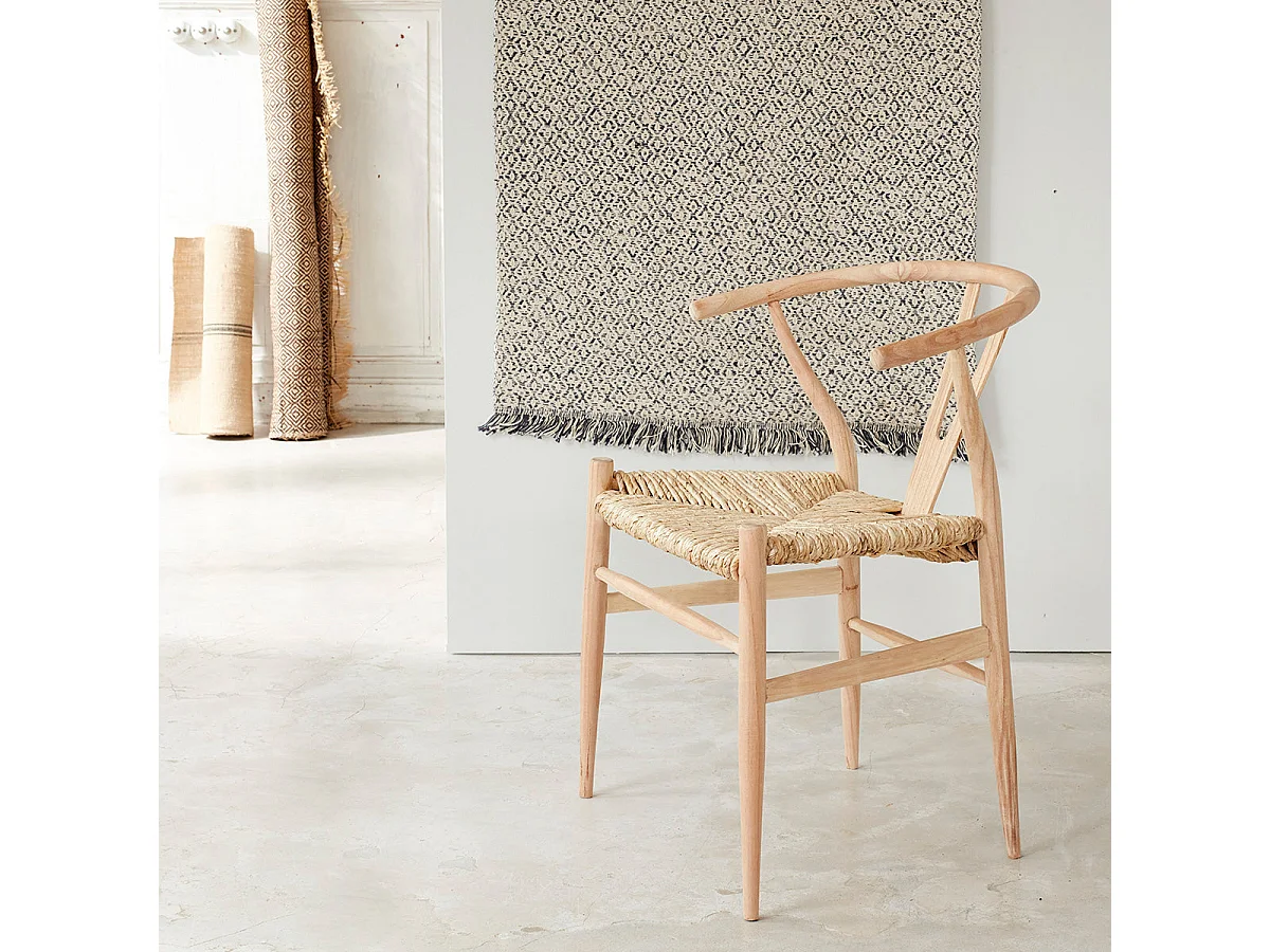 Lot de 2 chaises en mindi massif et assise tissée