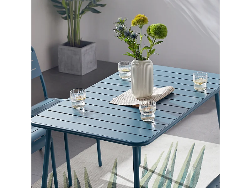 Table en acier 4-6 places bleue BERGAME
