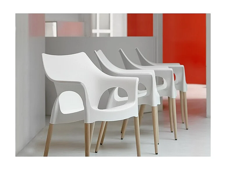 Chaise avec pieds bois naturel - NATURA OLA - vendu à l'unité - déco