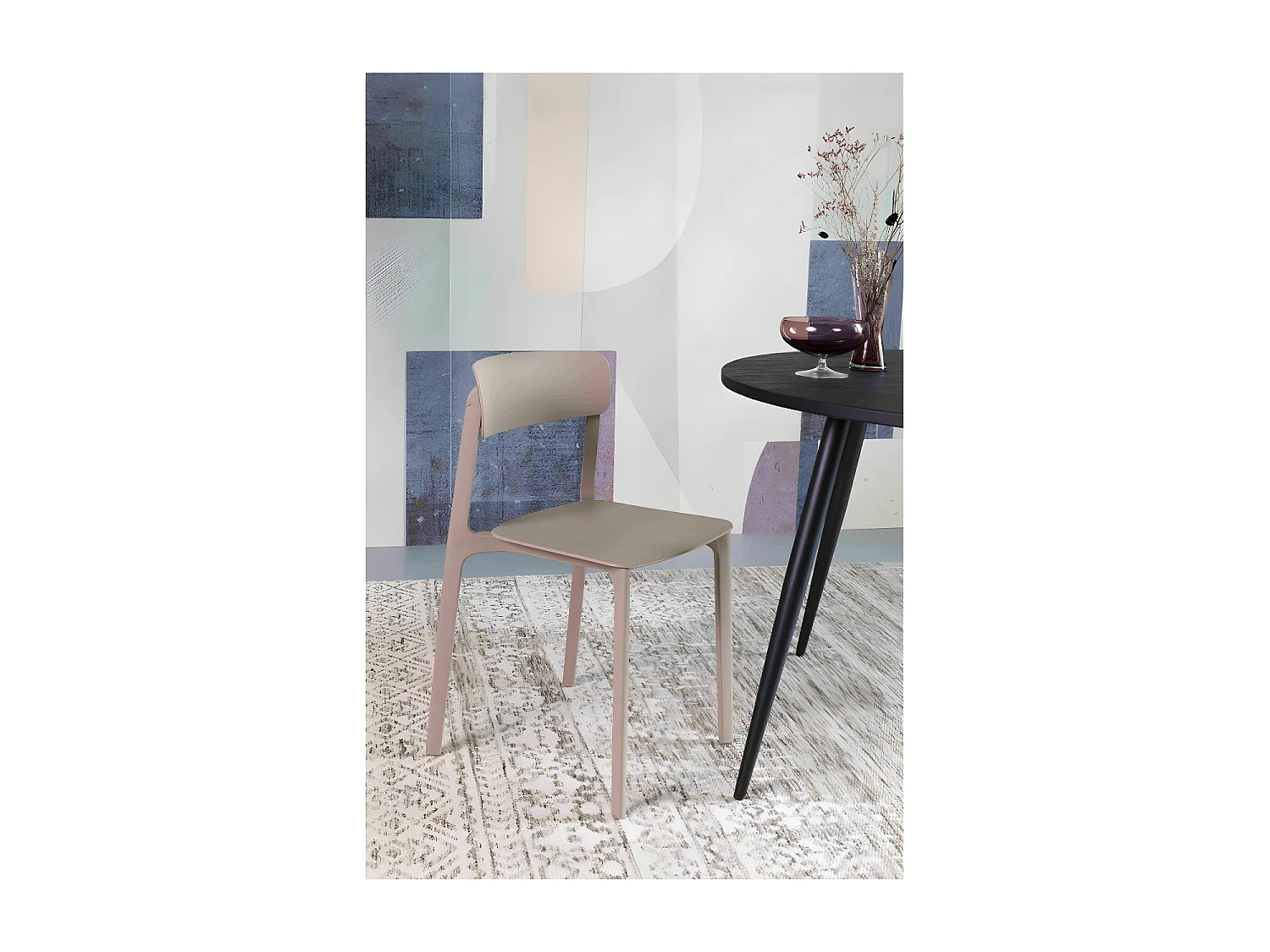 Lot de 4 chaises en polypropylène Clive