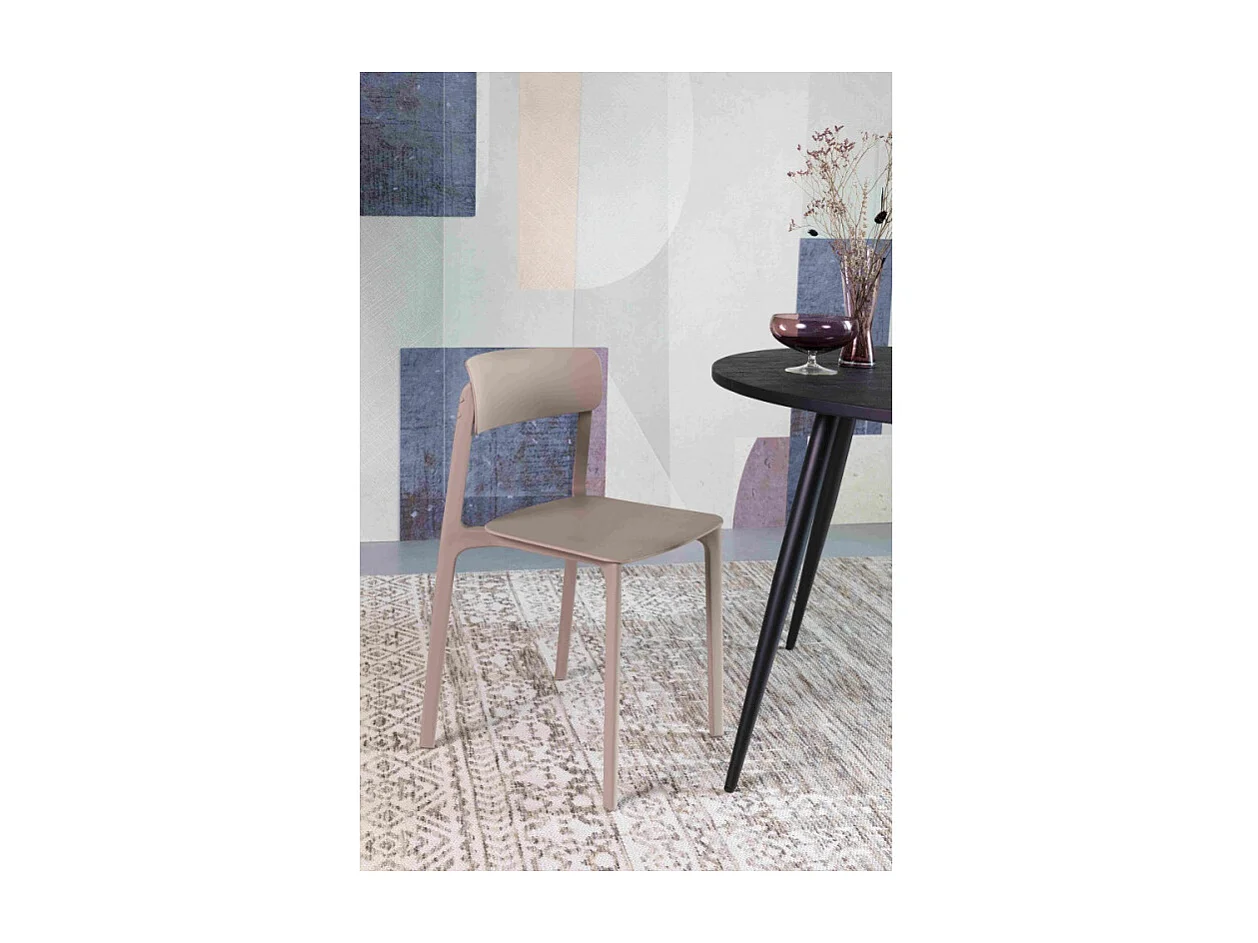 Lot de 4 chaises en polypropylène Clive