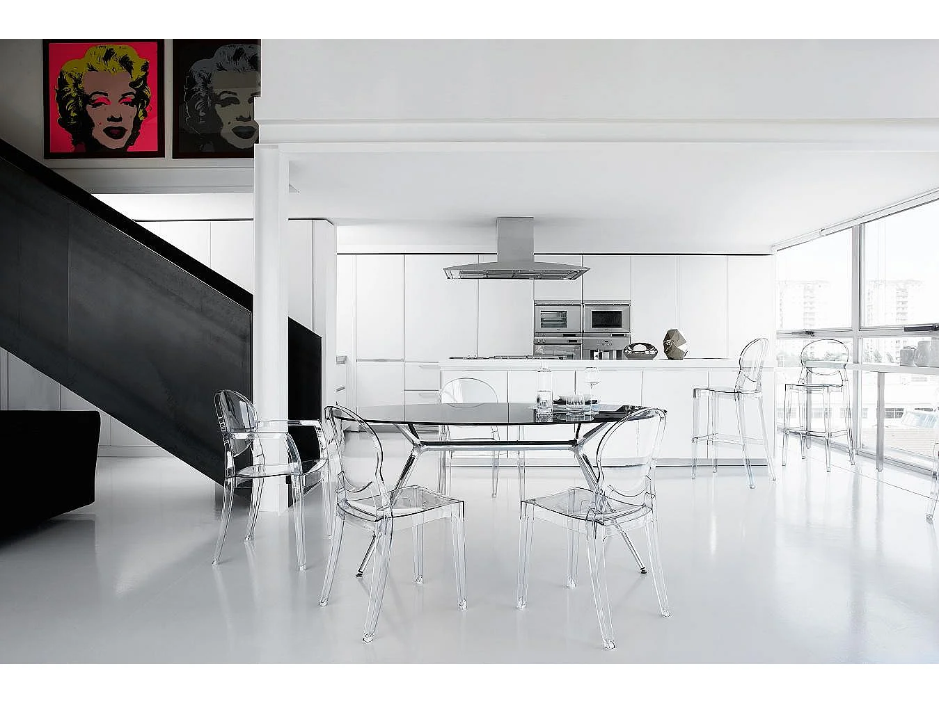 Chaise glossy design avec accoudoirs - IGLOO