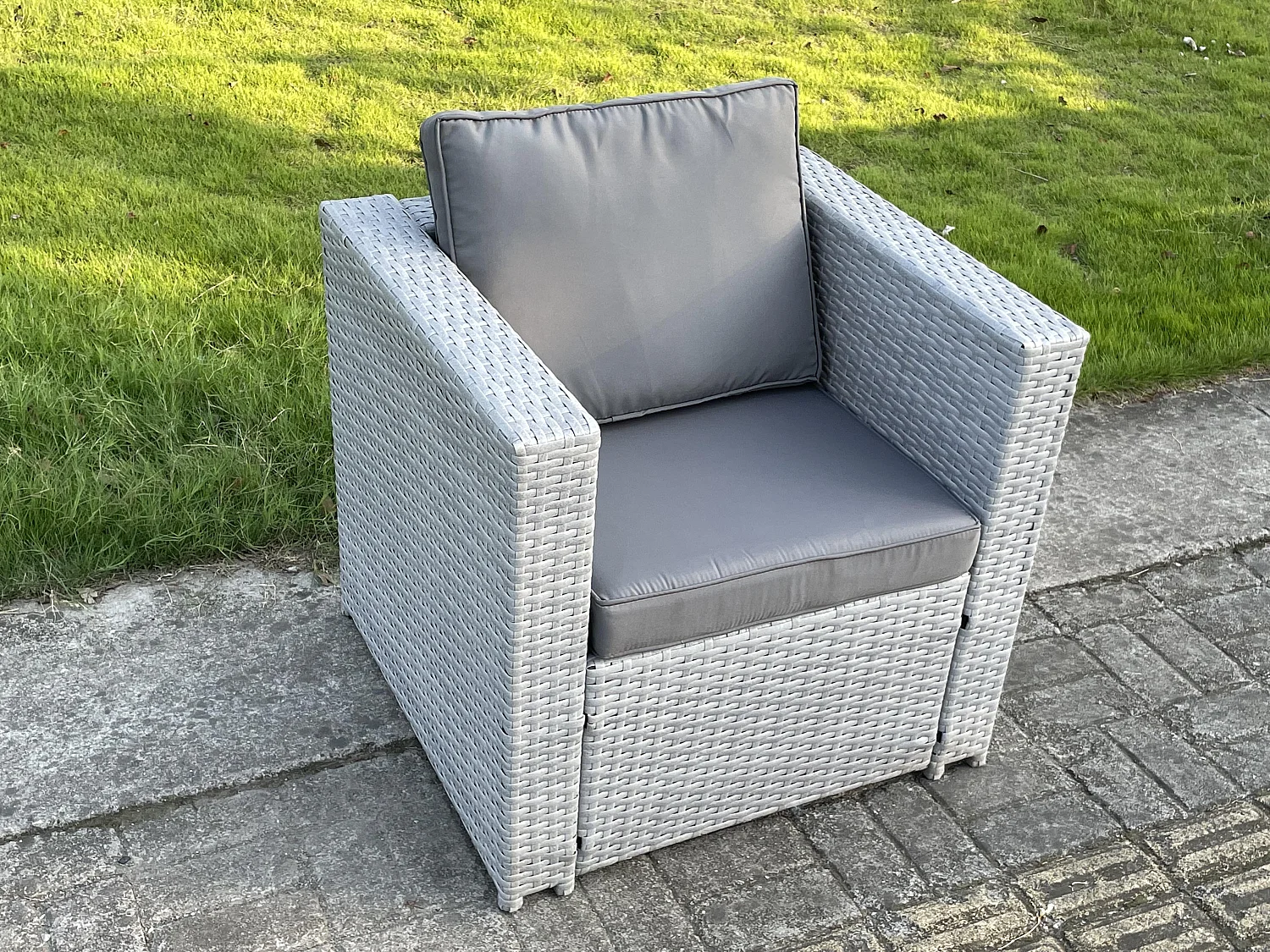 Fimous Light Grey Rattan Single Chair Patio Outdoor Garden Furniture With Thick Seat And Back Cushion