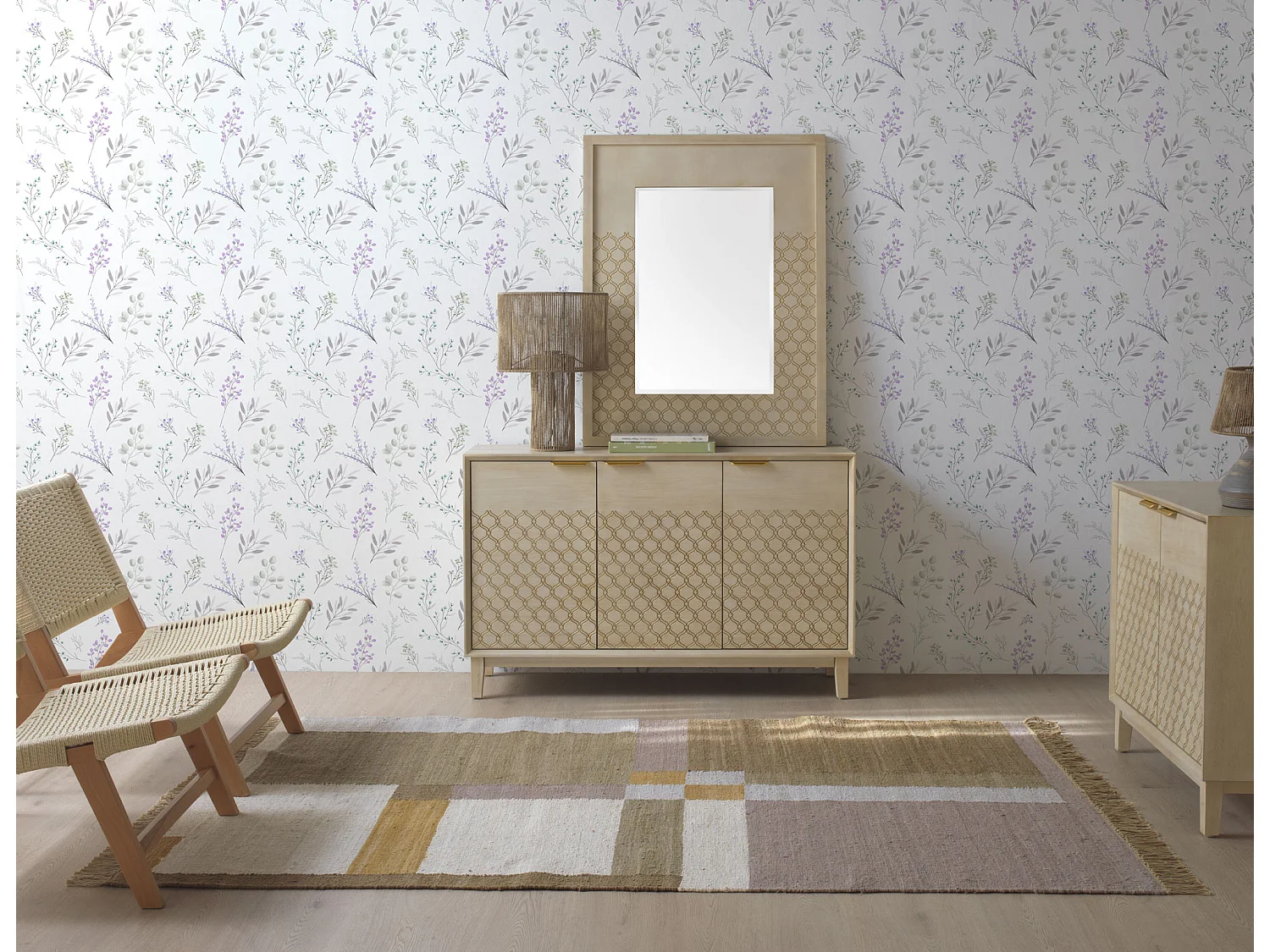 Aparador de 3 puertas chapado en madera de roble y color beige
