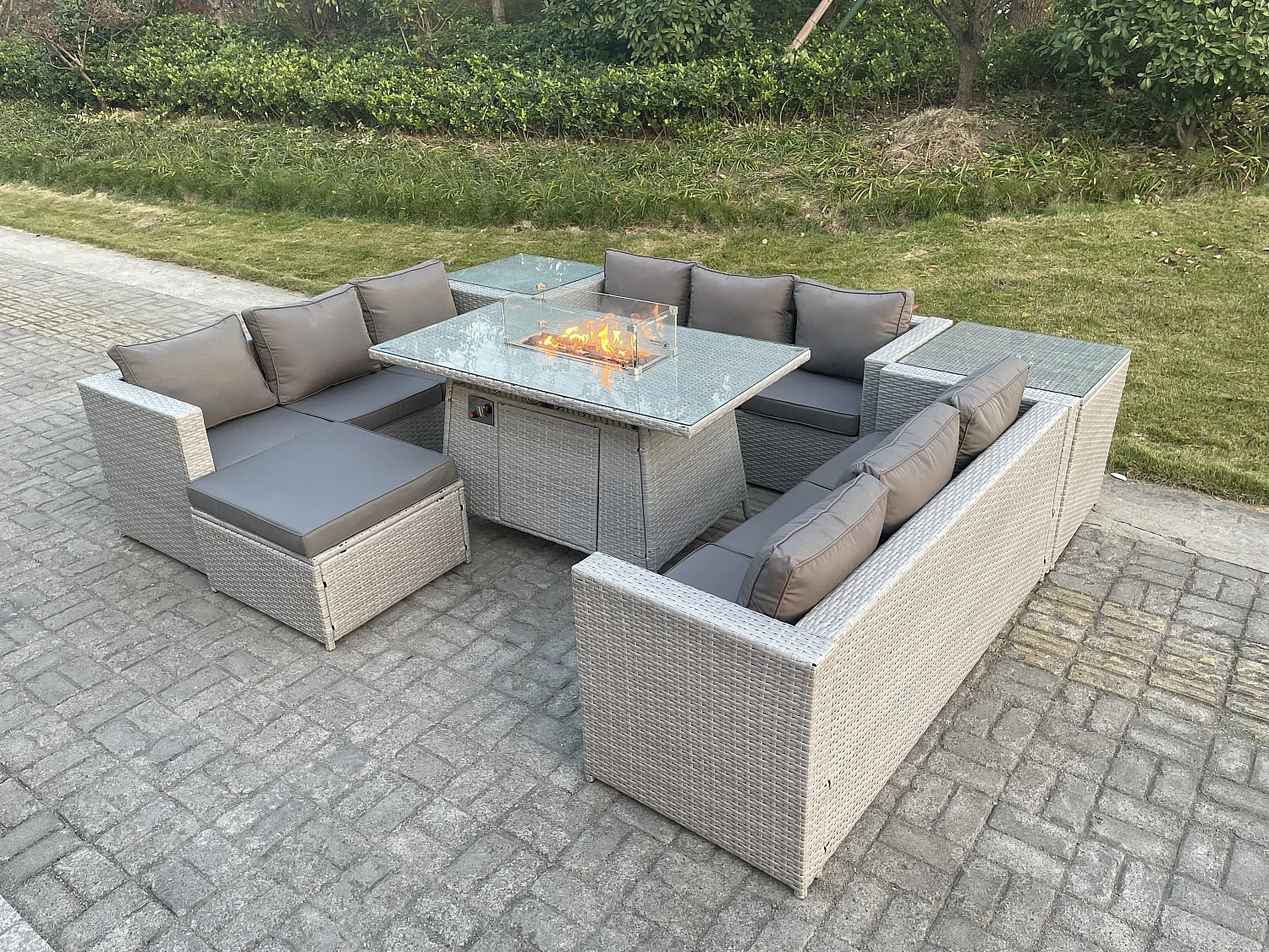 Polyrattan Gartenmöbel Set im Freien Gas Feuertisch Sofa Sets mit 2 Beistelltisch Großer Hocker Helles Grau