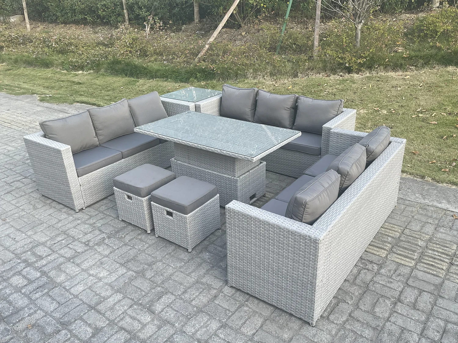 Rattan Gartenmöbel Set mit Sofa, Höhe verstellbar Esstisch und 2 Hocker,Beistelltisch,Outdoor Terrassen Essgruppe 7-teilige Sitzgruppe Helles Grau