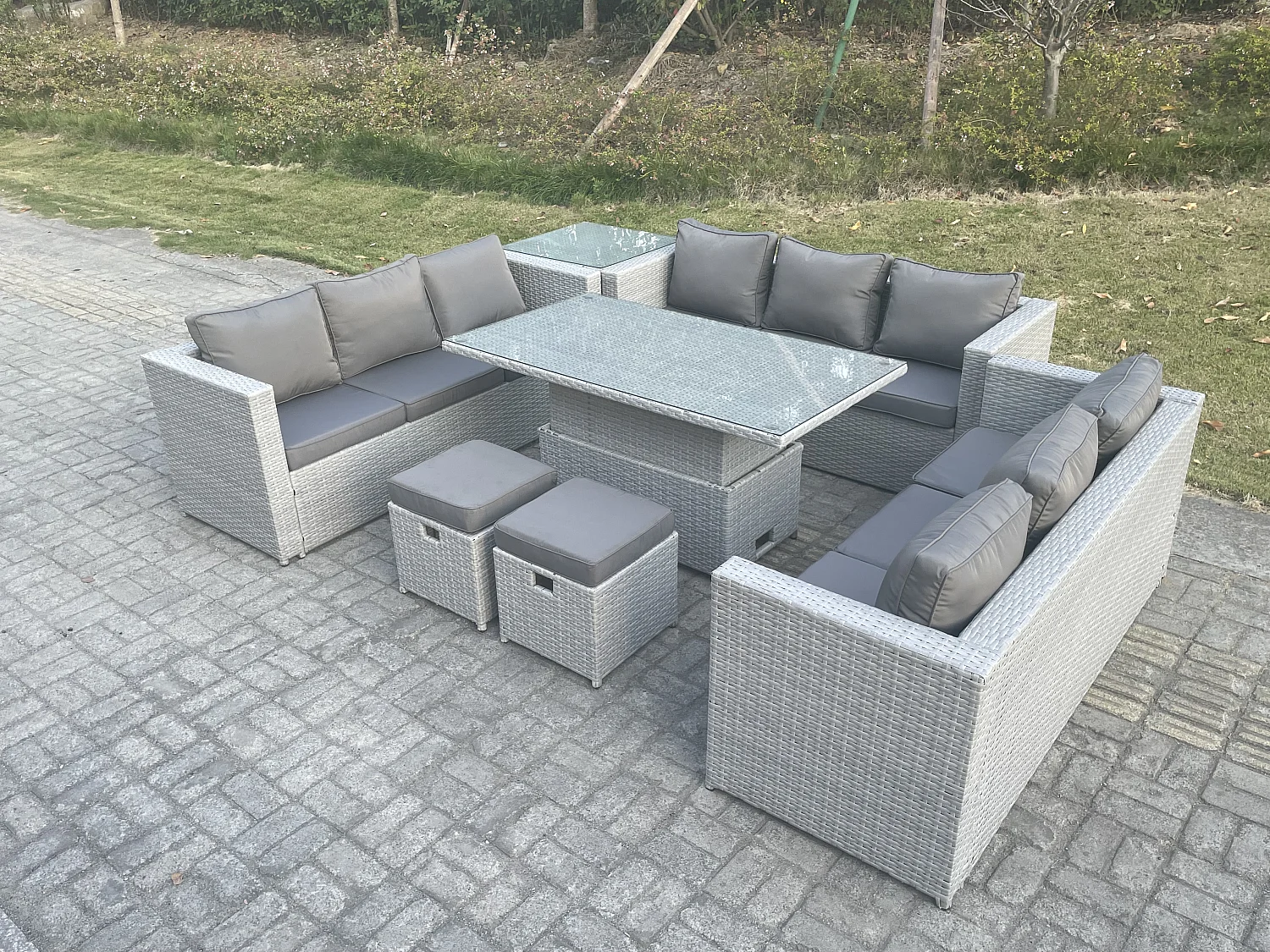Rattan Gartenmöbel Set mit Sofa, Höhe verstellbar Esstisch und 2 Hocker,Beistelltisch,Outdoor Terrassen Essgruppe 7-teilige Sitzgruppe Helles Grau