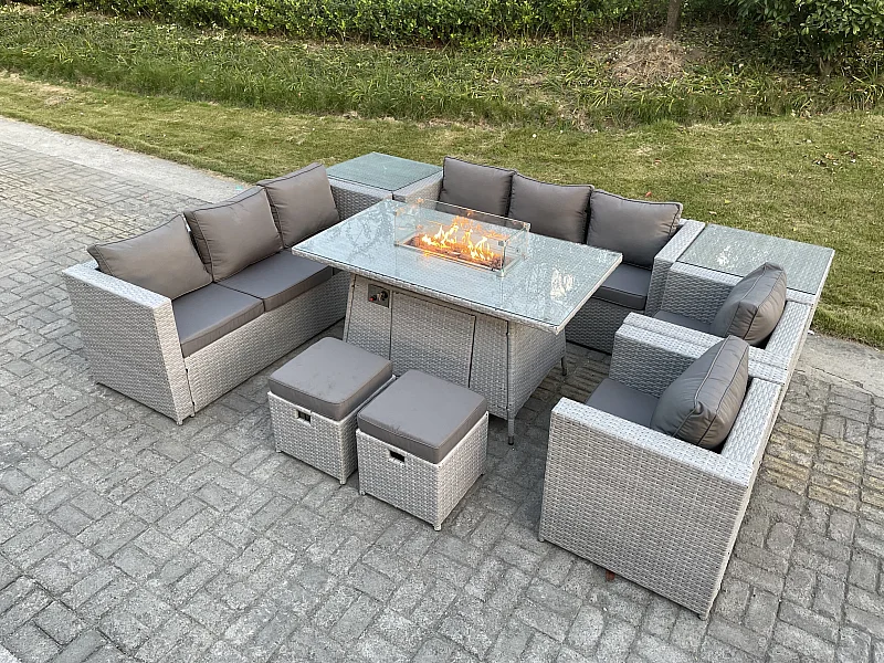 Polyrattan Gartenmöbel Set im Freien Gas Feuertisch Sofa Sets mit 2 Sessel 2 Beistelltisch 2 Kleiner Hocker Gas Feuerstelle Helles Grau