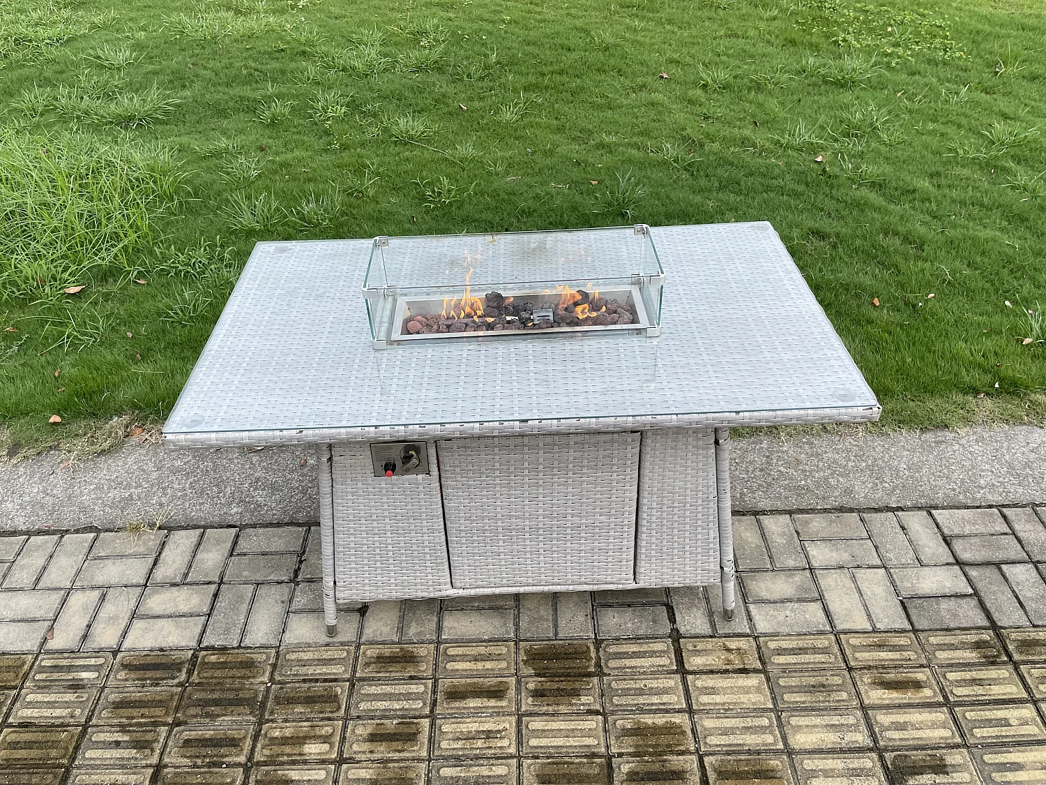 8 places Ensemble Meuble de Jardin en rotin ave canapé et 2 Fauteuil,Table d'appoint,3 Tabourets pour Pelouse Terrasse