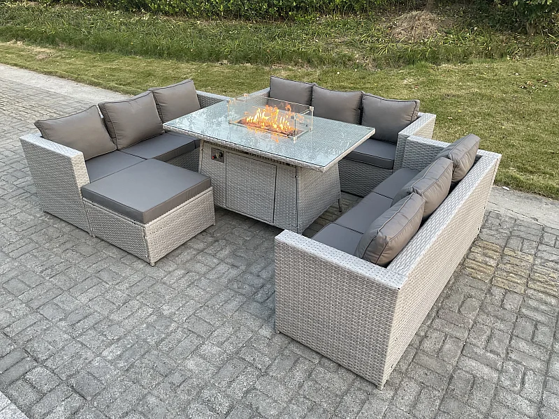 10-Sitzer Polyrattan Gartenmöbel Set im Freien Gas Feuertisch Sofa Sets mit Großer Hocker Helles Grau