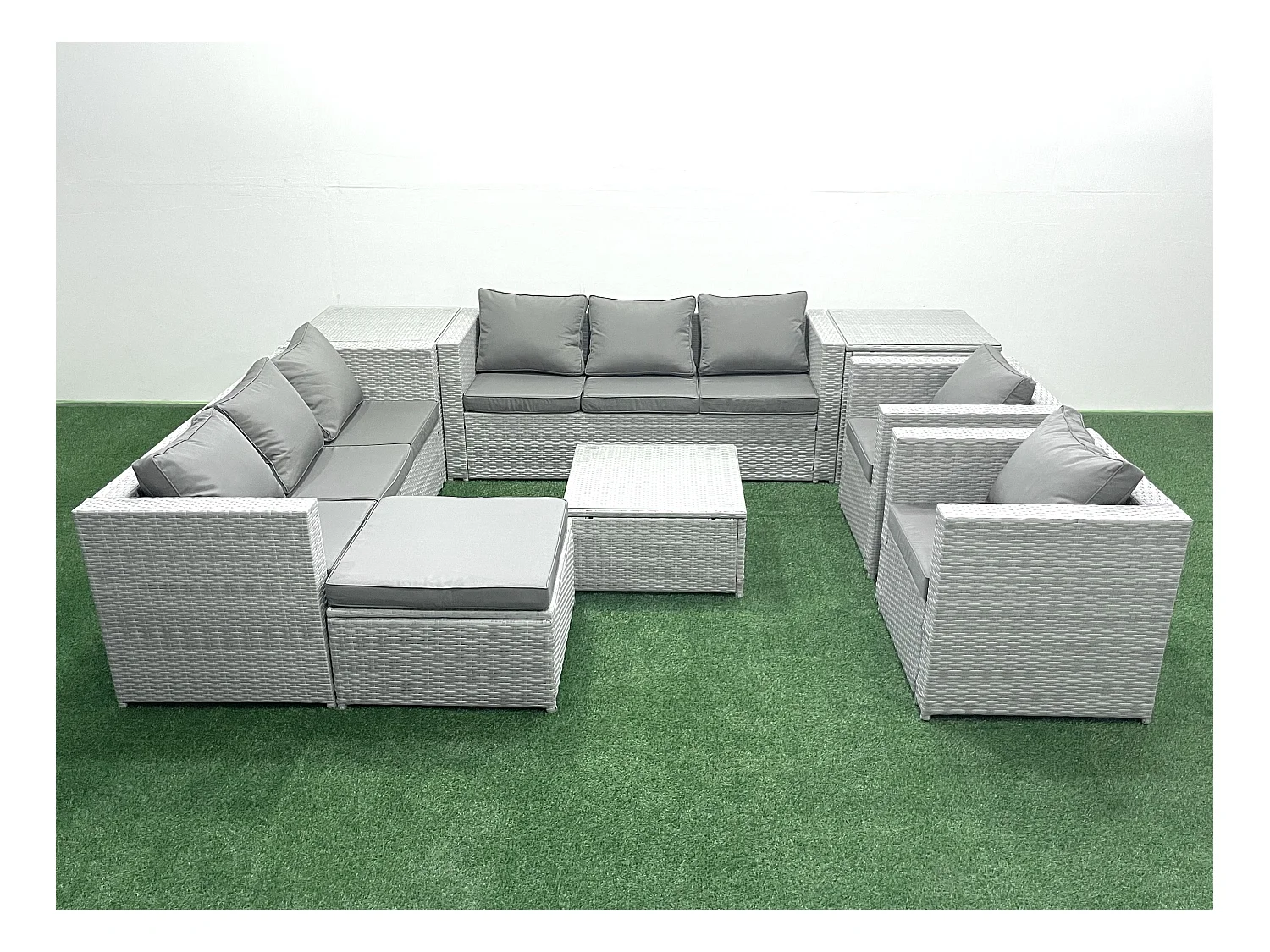 Salon de Jardin en rotin avec 2 Fauteuil Table basse carrée Grand tabouret 2 Tables d'appoint Gris clair mixte