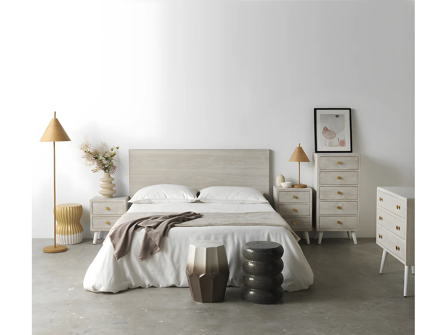 Cómoda de 5 gavetas em folheado de madeira de freixo patinado branco