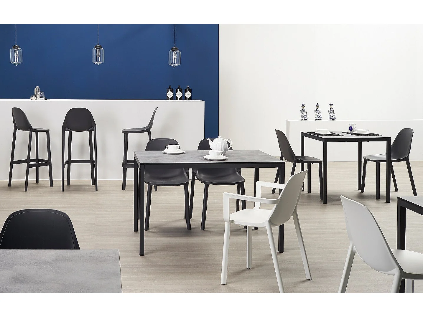 Fauteuil déco Piu, Plastique, Taupe