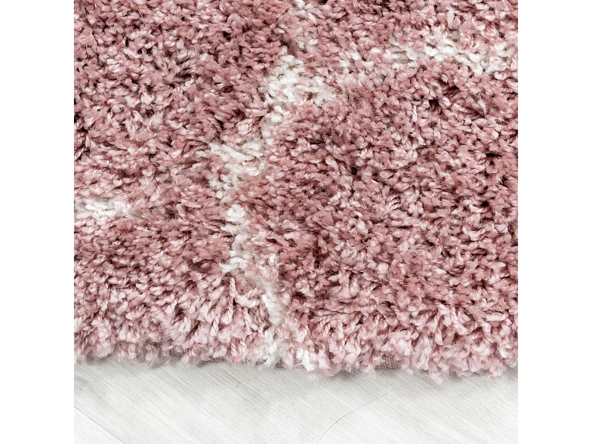 Tapis shaggy 80x150 rectangle tissé rose crème et me motif scandinave