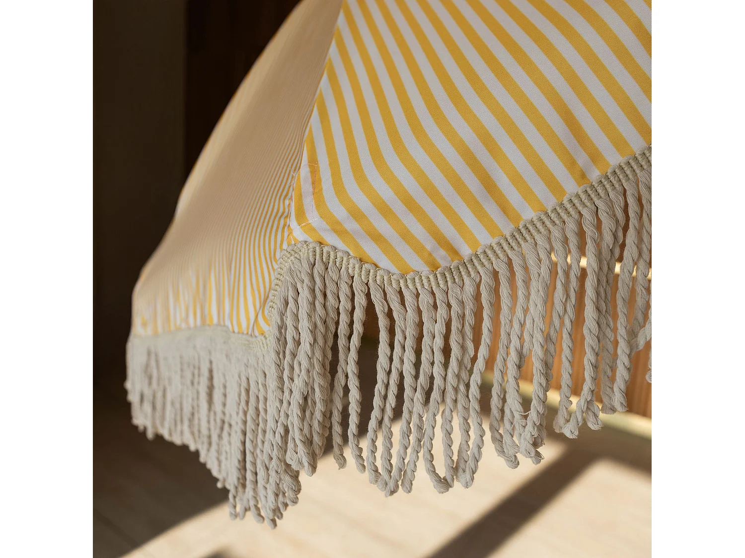 Now's Home - Ensemble Parasol+2chaise Plage En Polyester Jaune Et Bois De Hetre Playa