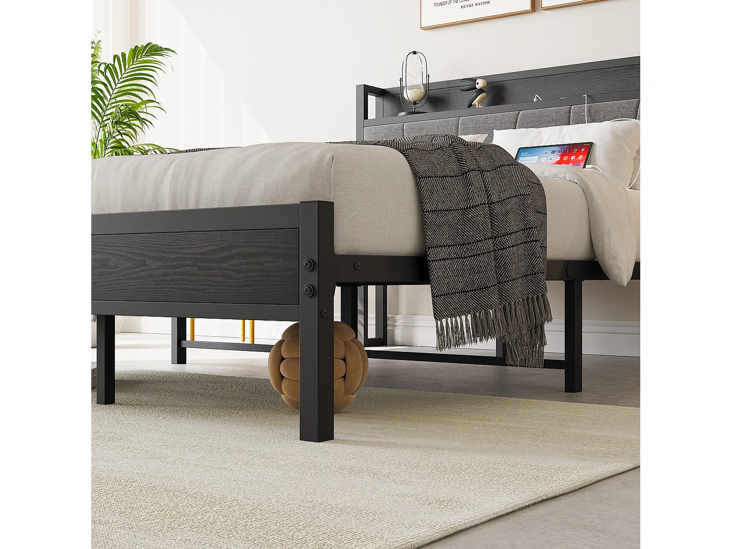 Lit adulte 140x200cm en métal, cadre de lit noir avec tête de lit, 1 prise et 2 ports de charge usb