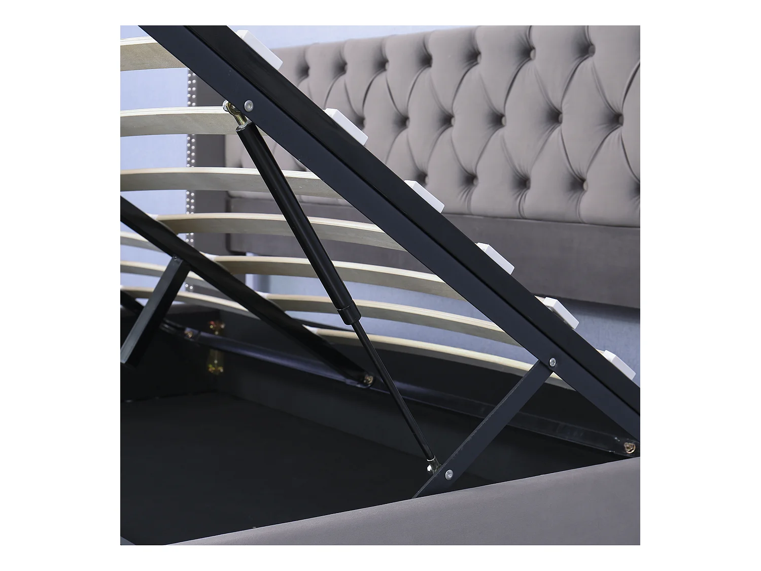 Bett mit Stauraum 160 x 200 cm – grauer Samt – Bett mit Stauraum, geknöpftem Kopfteil und Lattenrost – ohne Matratze