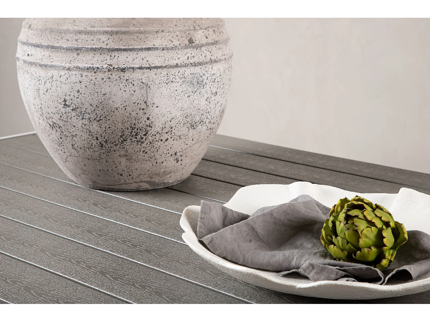 Break eettafel tuin witgrijs.