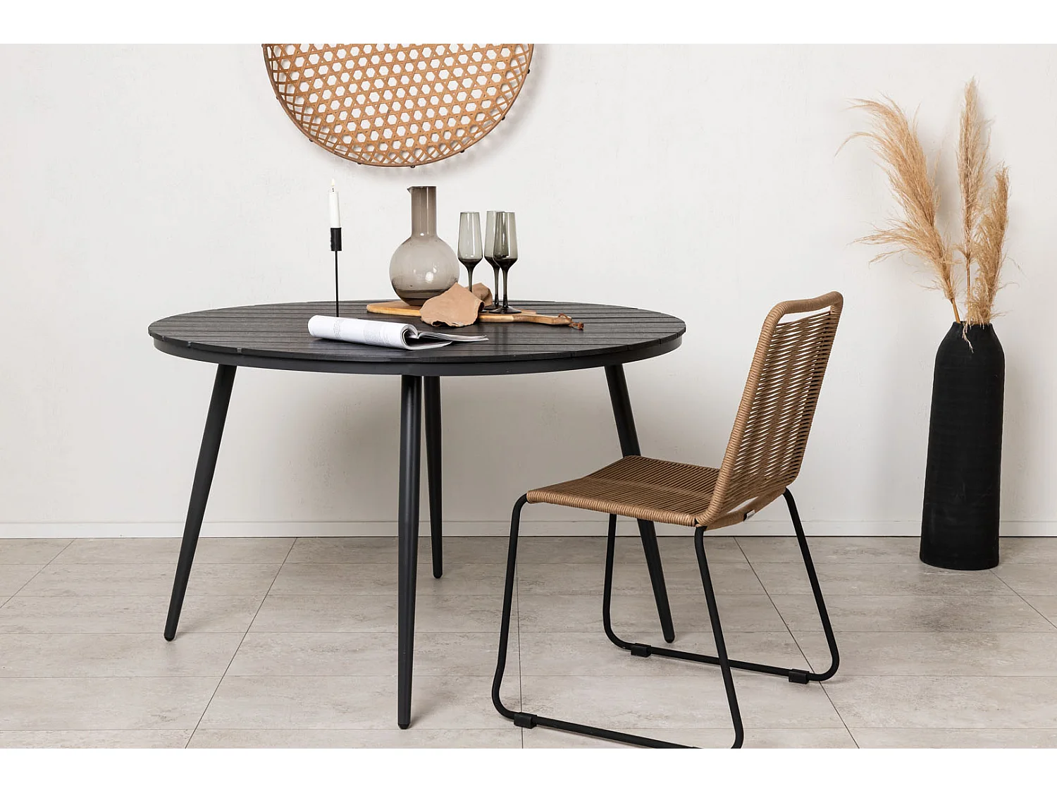 Break eettafel tuin Ø120cm zwart.