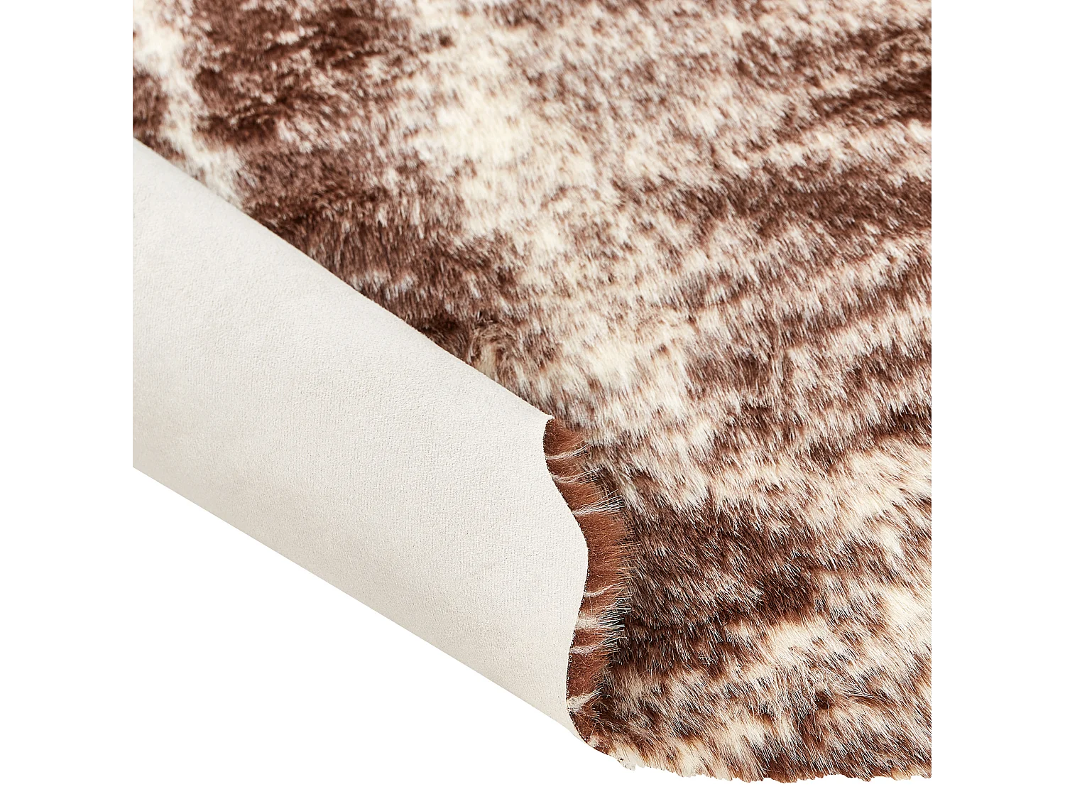 Dywan ze sztucznej skóry 150 x 200 cm brązowy ZEIL
