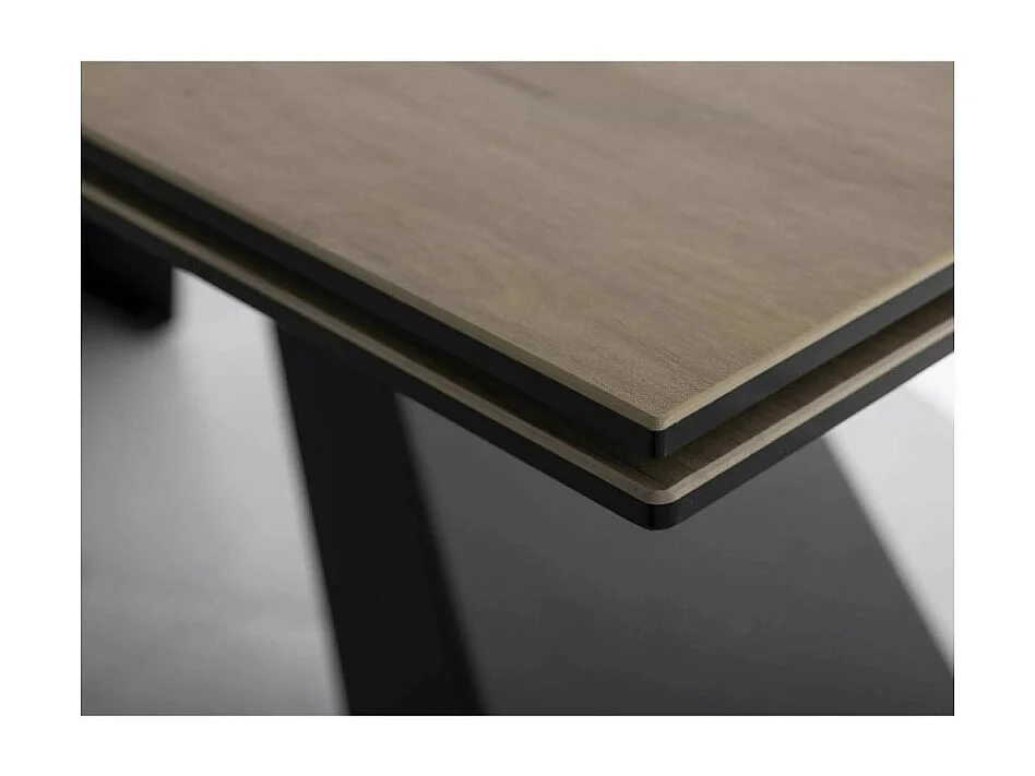 Table à manger design avec plateau en céramique Sabbia 160/240cm Holly