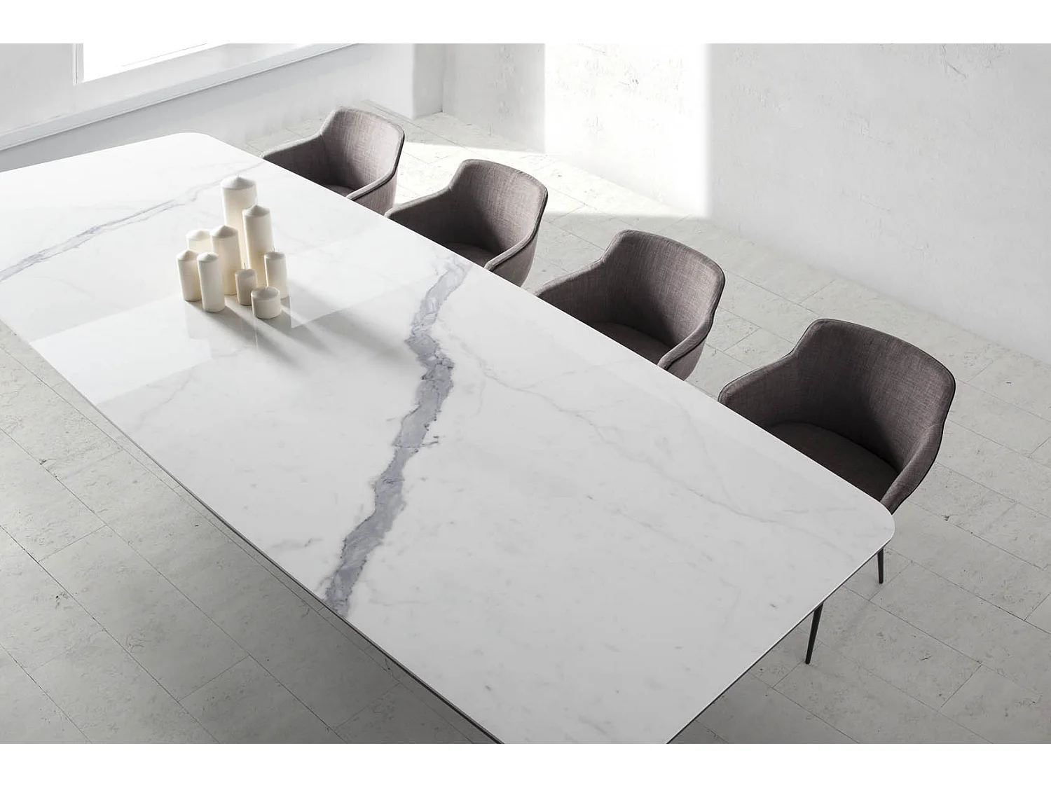 Chaise similicuir et pieds acier Keva-Couleur Aqua 82 Taupe