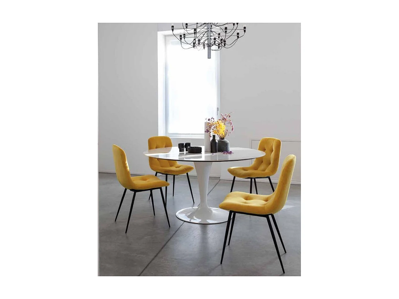 Karaz designer stoel met vulling van fluweel en zwart metaal - Set van 4-Kleur GEEL