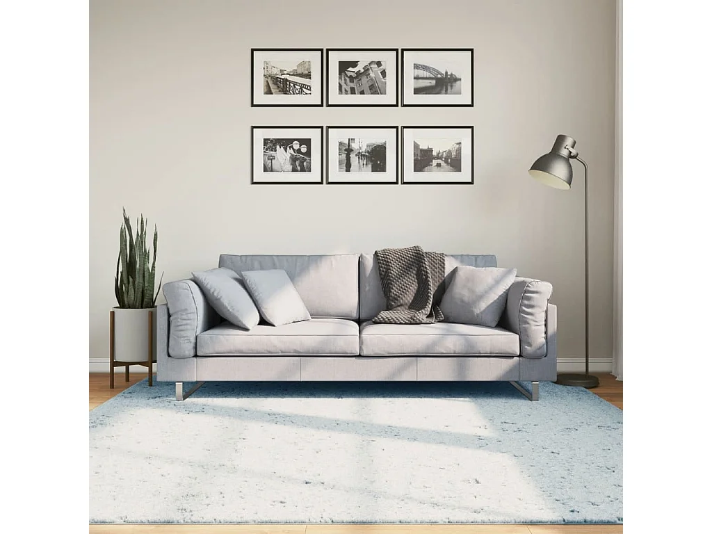 Tapis HUARTE à poils courts doux et lavable bleu 200x200