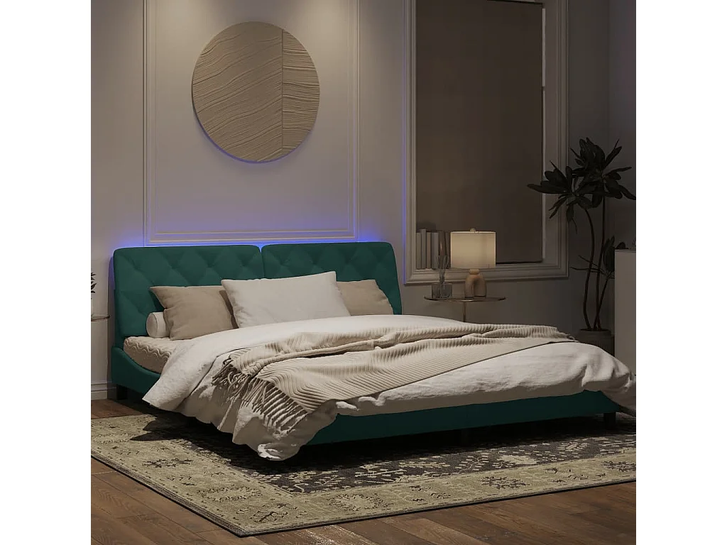 Cadre de lit avec lumières LED vert foncé 180x200 velours