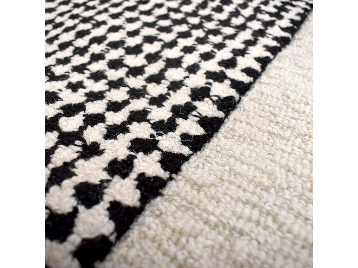 tapis chambre 160x230 fait à la main en laine crème rectangle motif géométrique