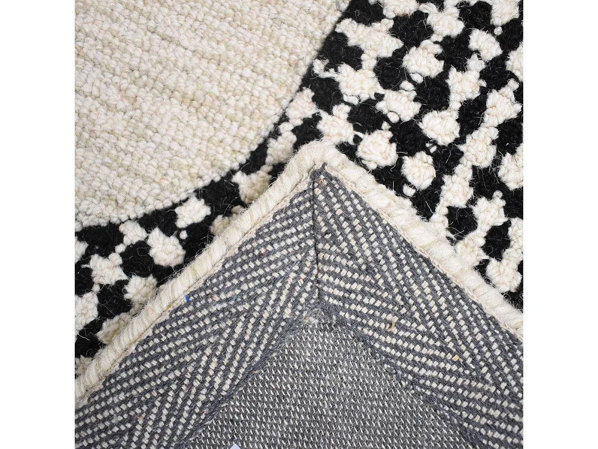 tapis chambre 160x230 fait à la main en laine crème rectangle motif géométrique