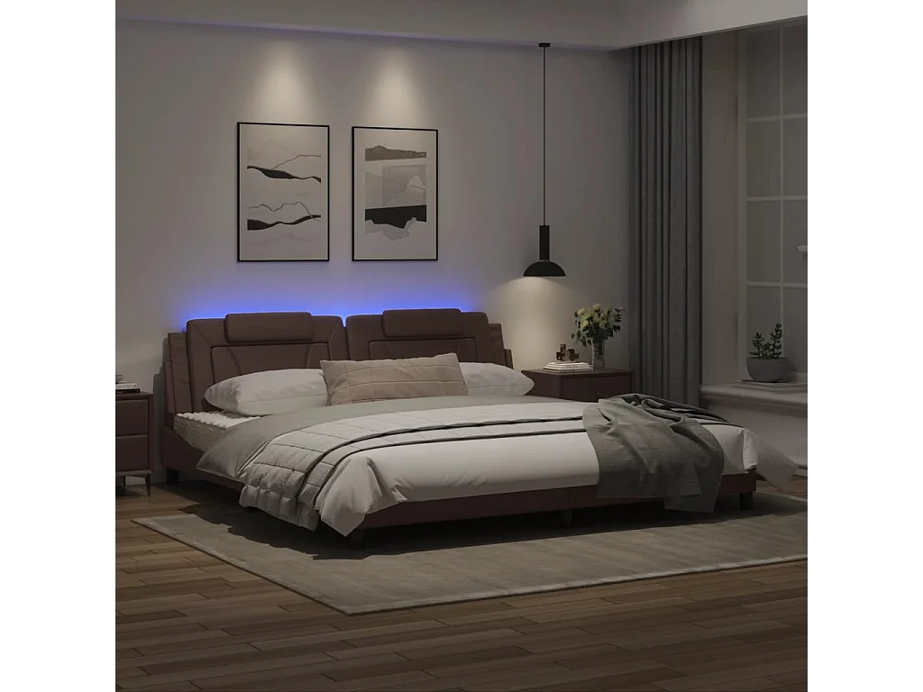 Cadre de lit avec lumières LED marron 200x200 similicuir