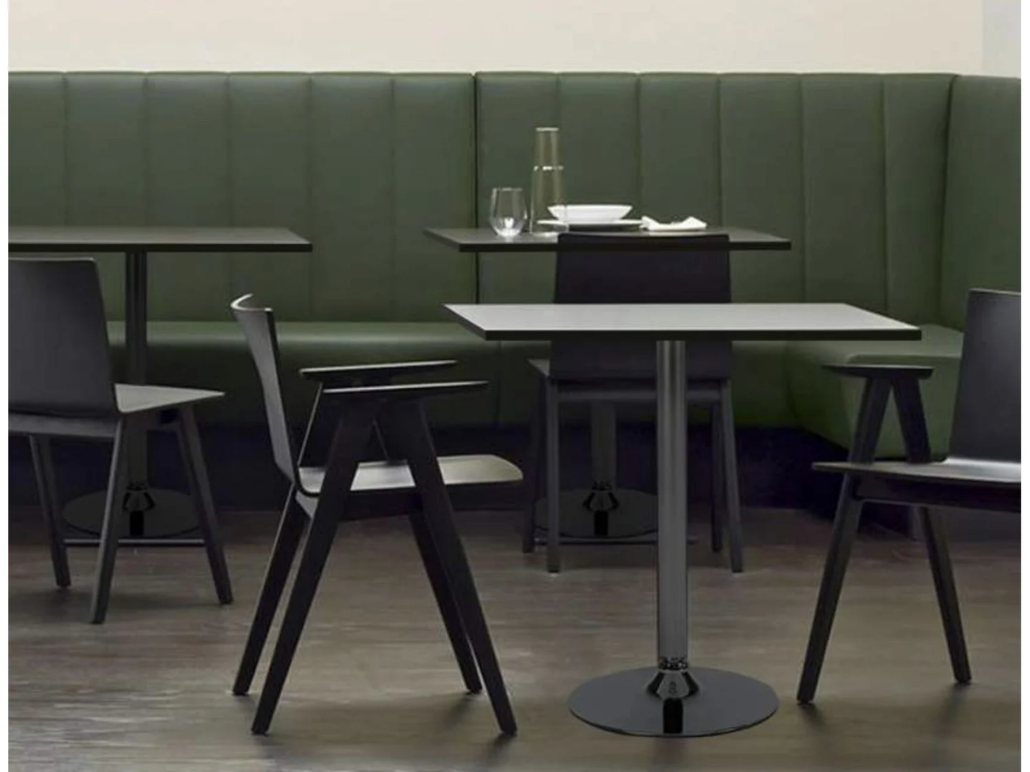 Table de bar carrée acier chrome et bois noir Kindar L70xP70xH76.5