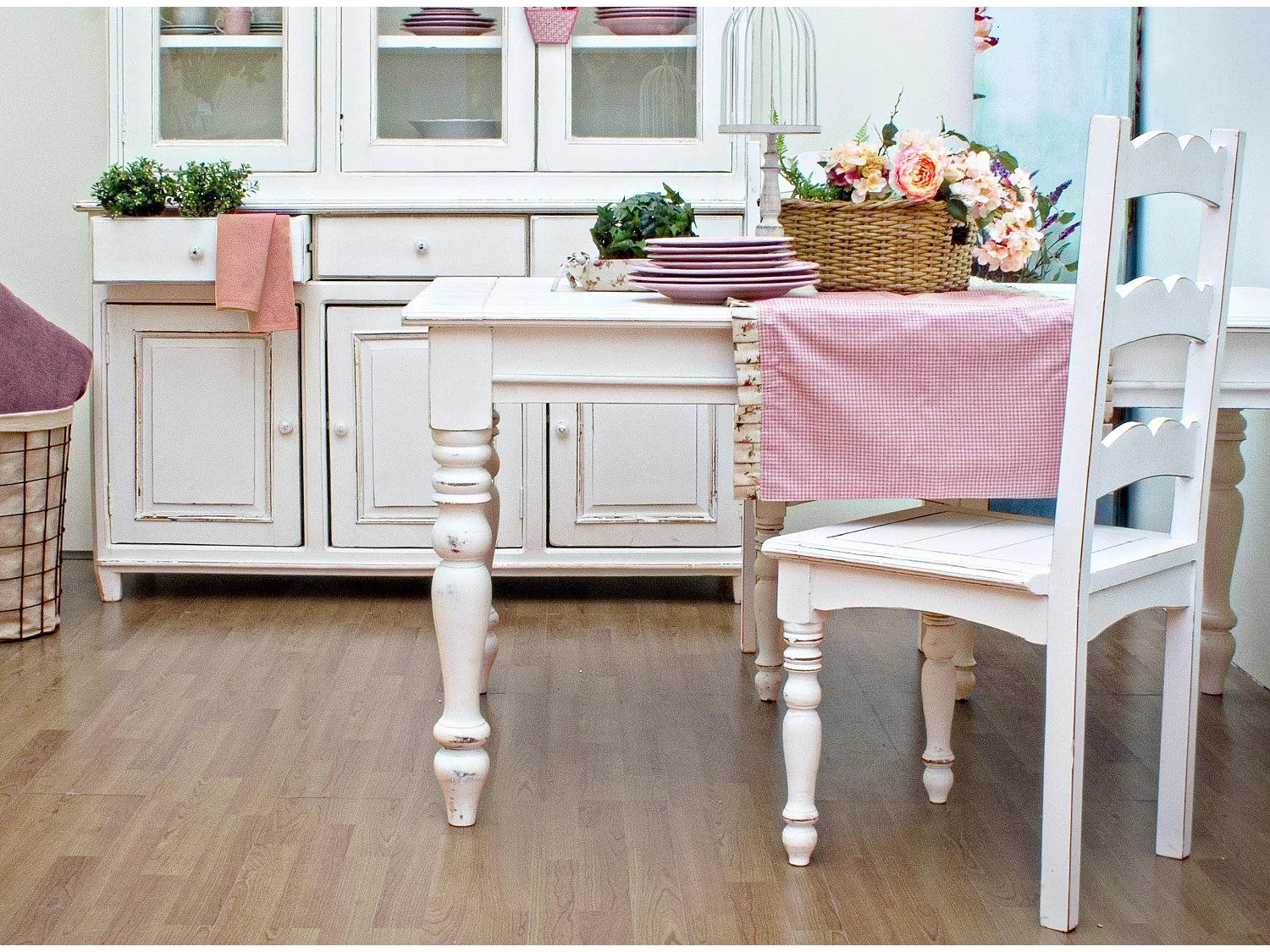 Petite table carrée extensible de 80cm en bois de manguier blanc patiné Kolita 80-160cm