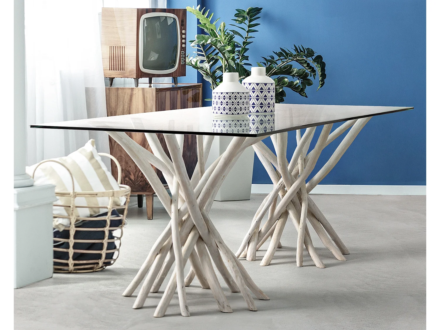 Table à manger en verre et branches teck Sary L 200cm