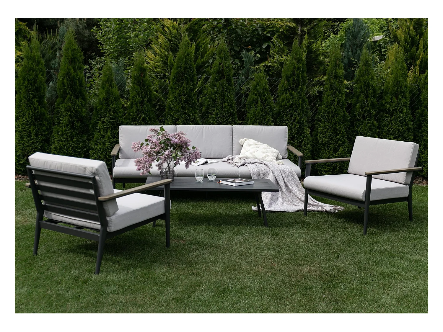 5-Personen Gartenmöbel Set Aluminium Grau/Schwarz - BOTTENO