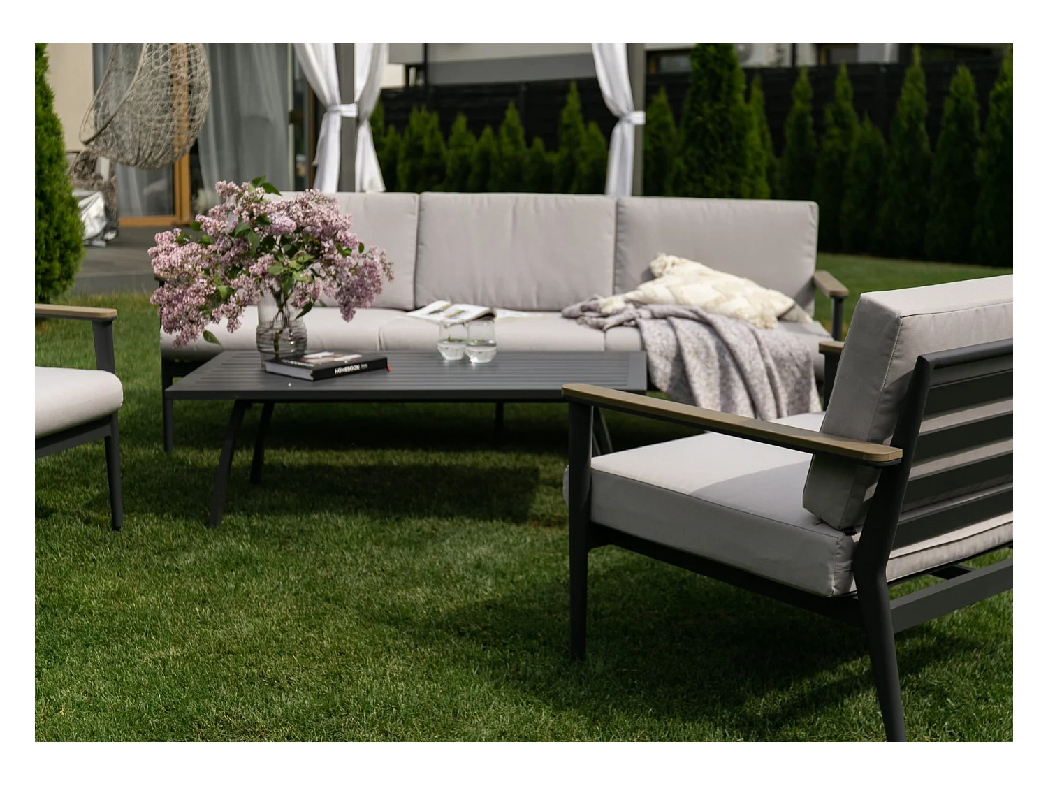 5-Personen Gartenmöbel Set Aluminium Grau/Schwarz - BOTTENO