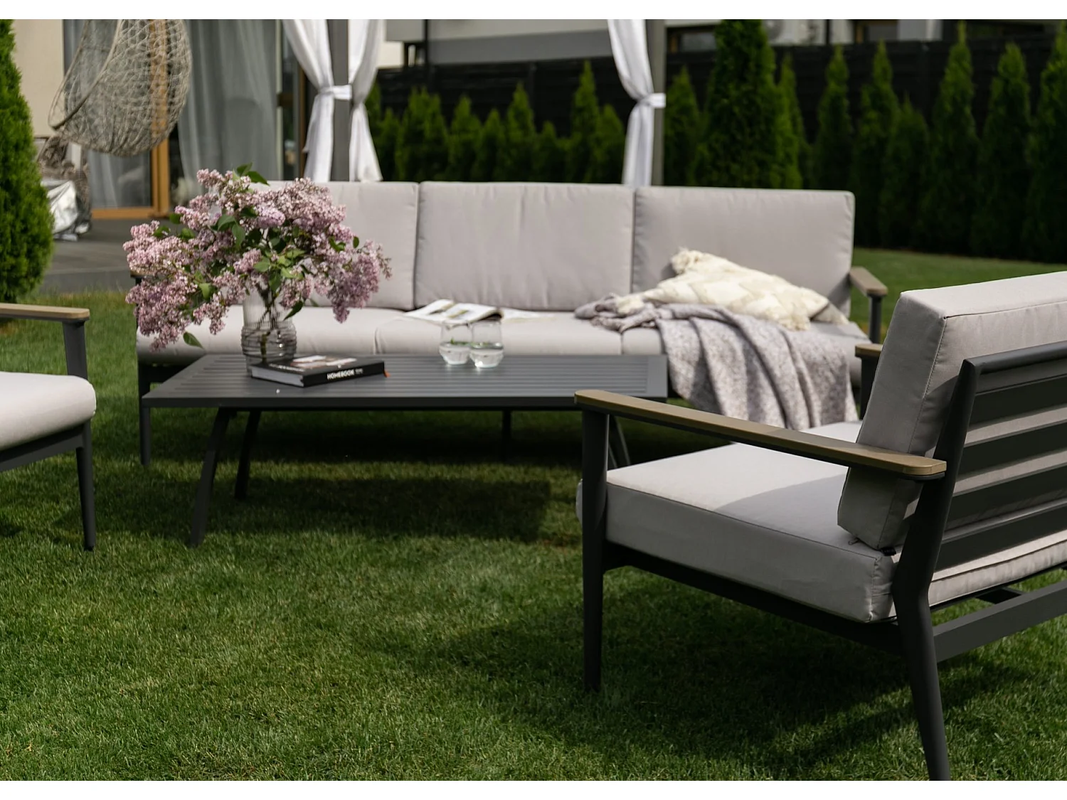 5-Personen Gartenmöbel Set Aluminium Grau/Schwarz - BOTTENO