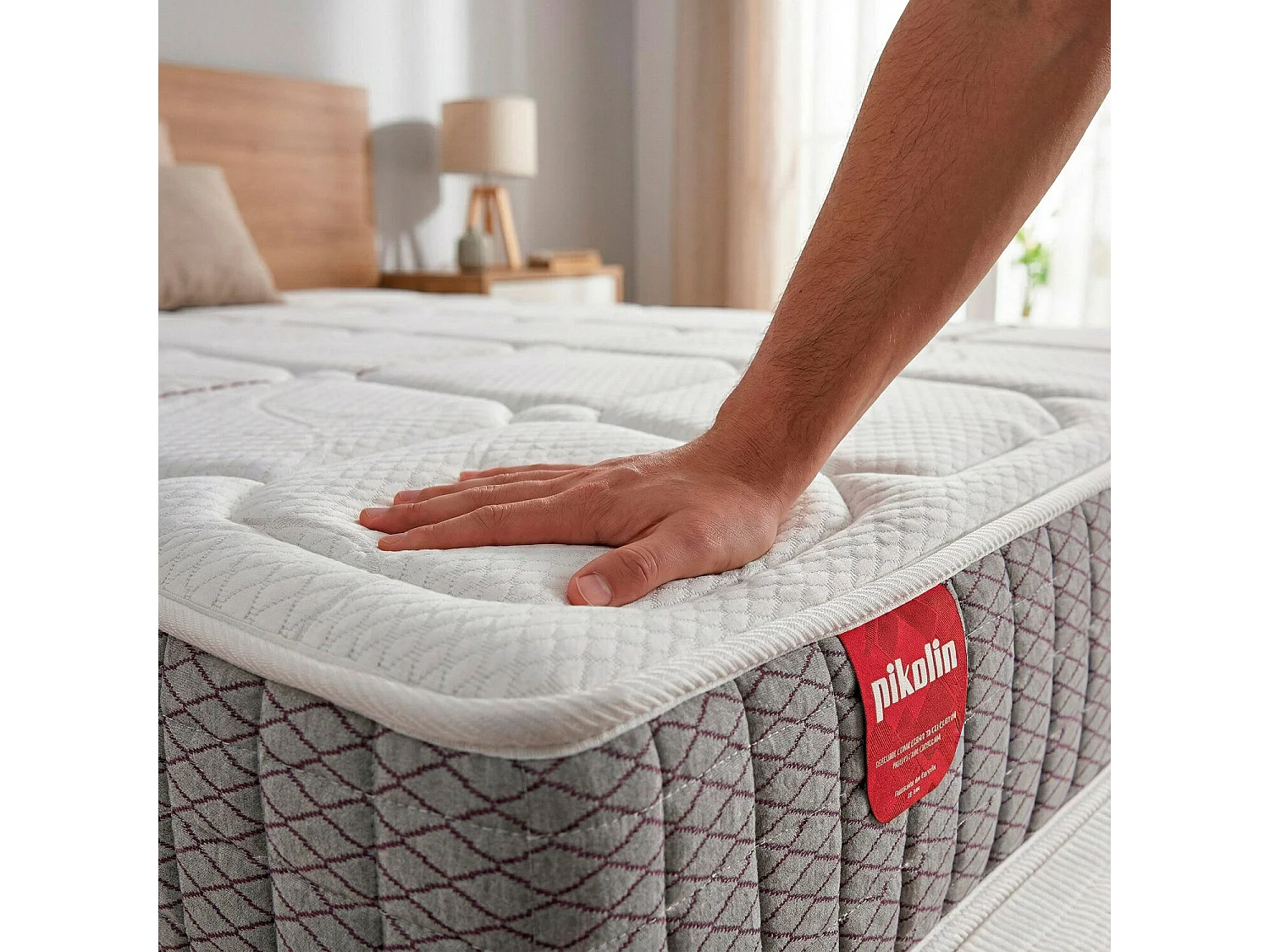 Colchón de 140 x 190 cm de muelles ensacados Adapt-Tech® y viscoelástica de 27 cm - TROAS de PIKOLIN