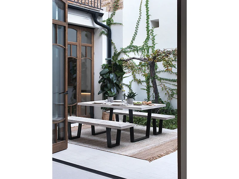 Mesa de madera maciza de mango color blanco patinado 160x90