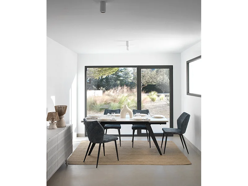 Table extensible en céramique blanche 180/260x95 avec pied en métal noir