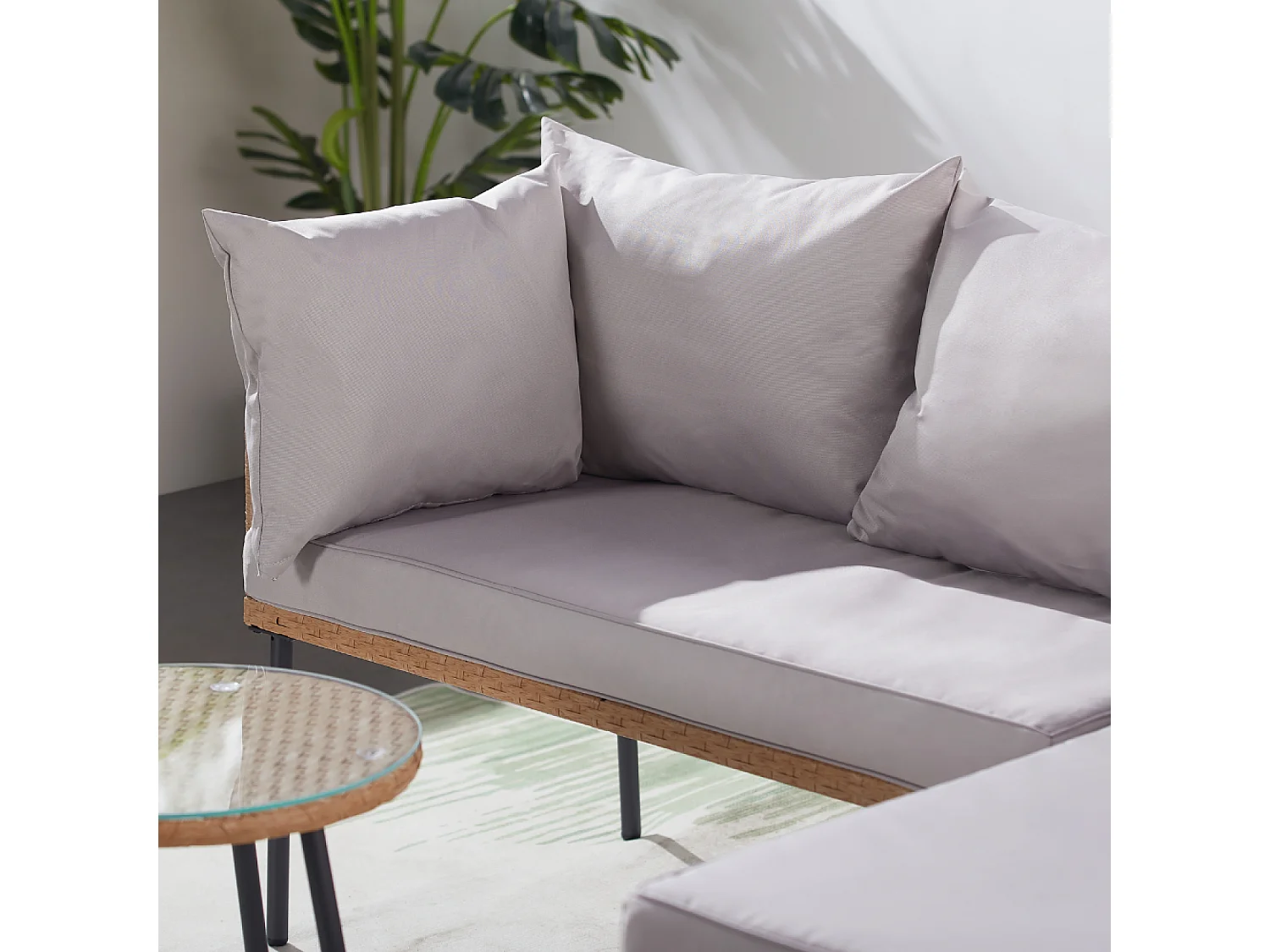 Salotto da giardino ad angolo 3 posti in effetto rattan Lecce con cuscini beige