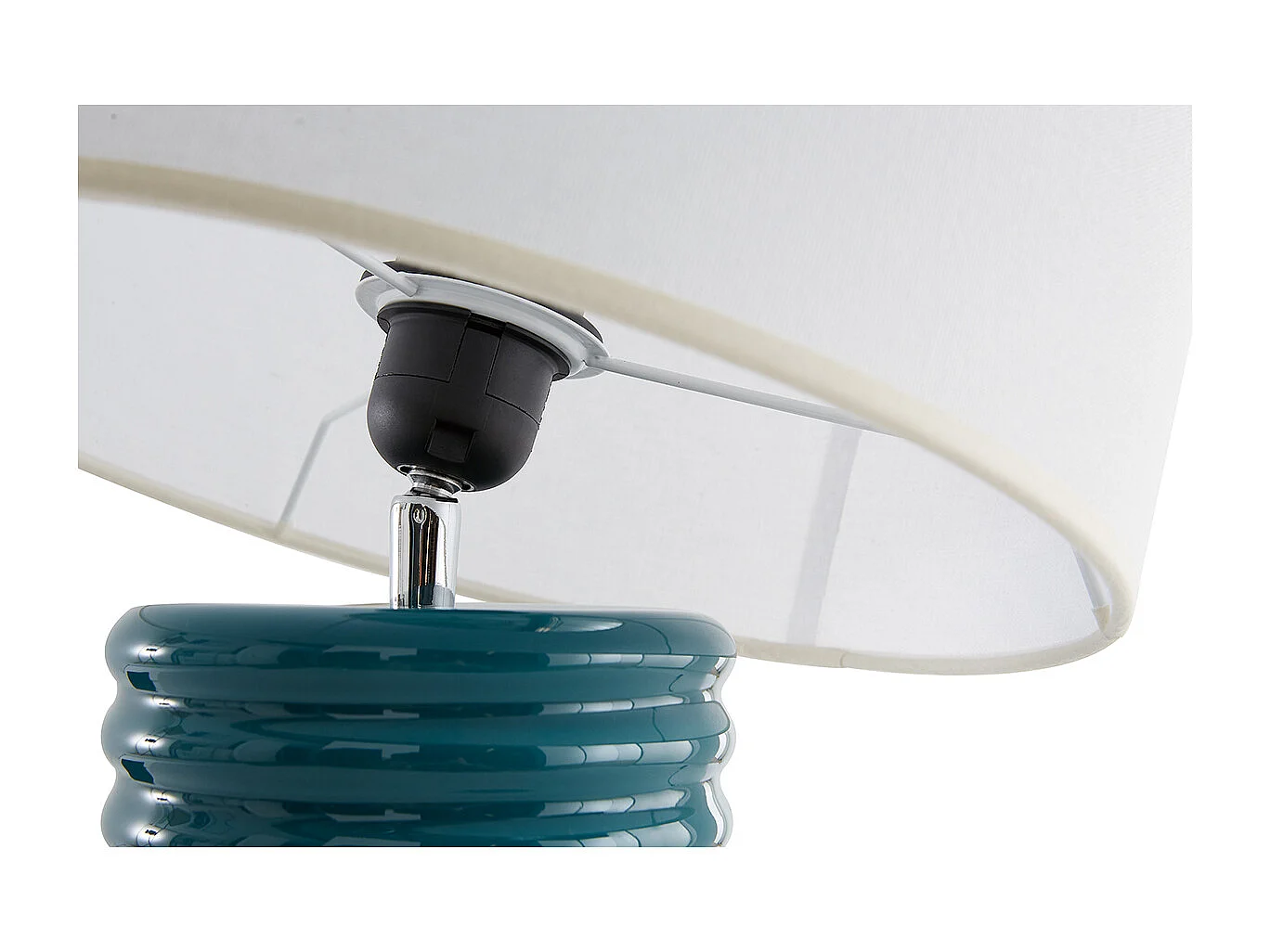 Tischleuchte aus emaillierter Keramik in Entenblau mit ecrufarbenem Lampenschirm BERRO