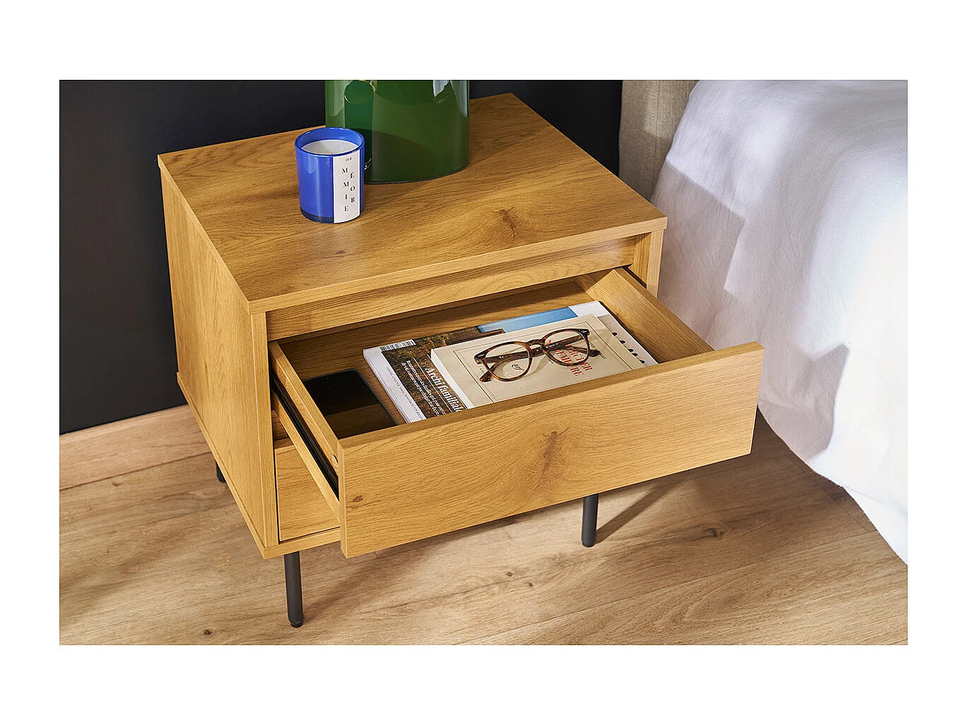 Table de chevet avec rangements 2 tiroirs finition bois clair chêne ARAGON