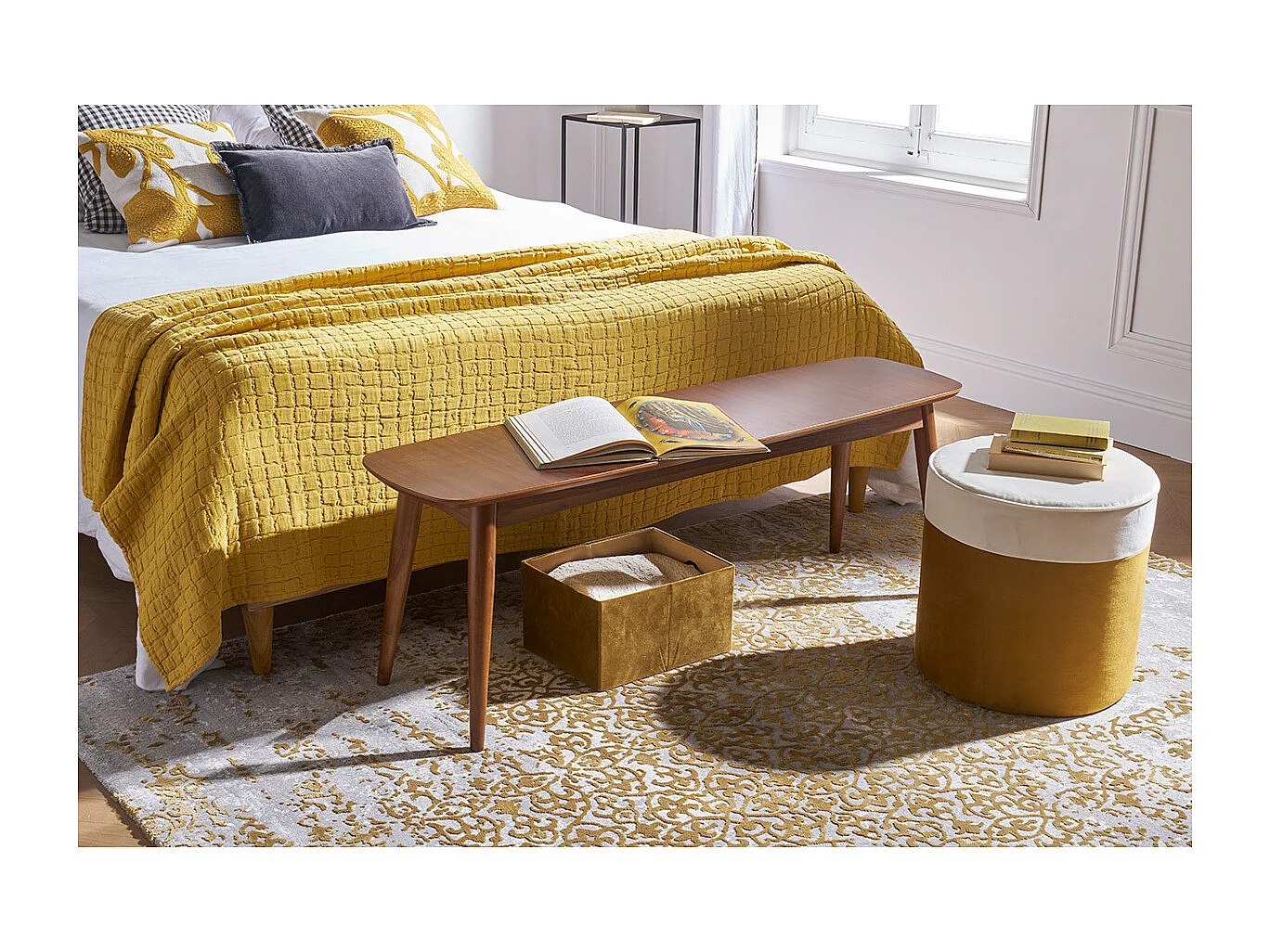 Banco vintage de nogal de 130 cm de altura NORDECO