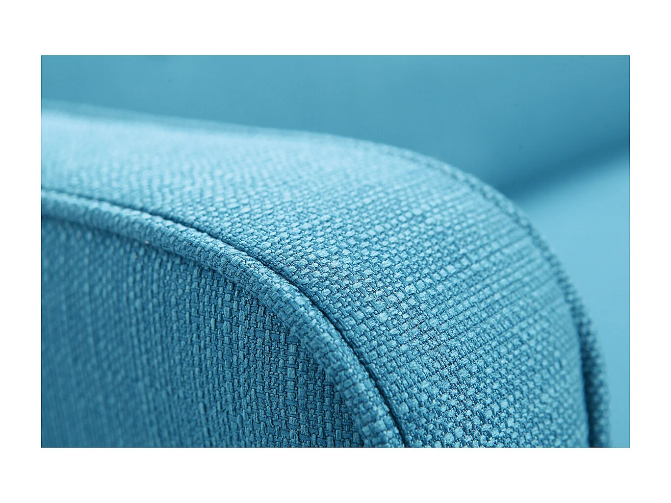 Canapé convertible scandinave 3 places en tissu bleu et bois clair ULLA