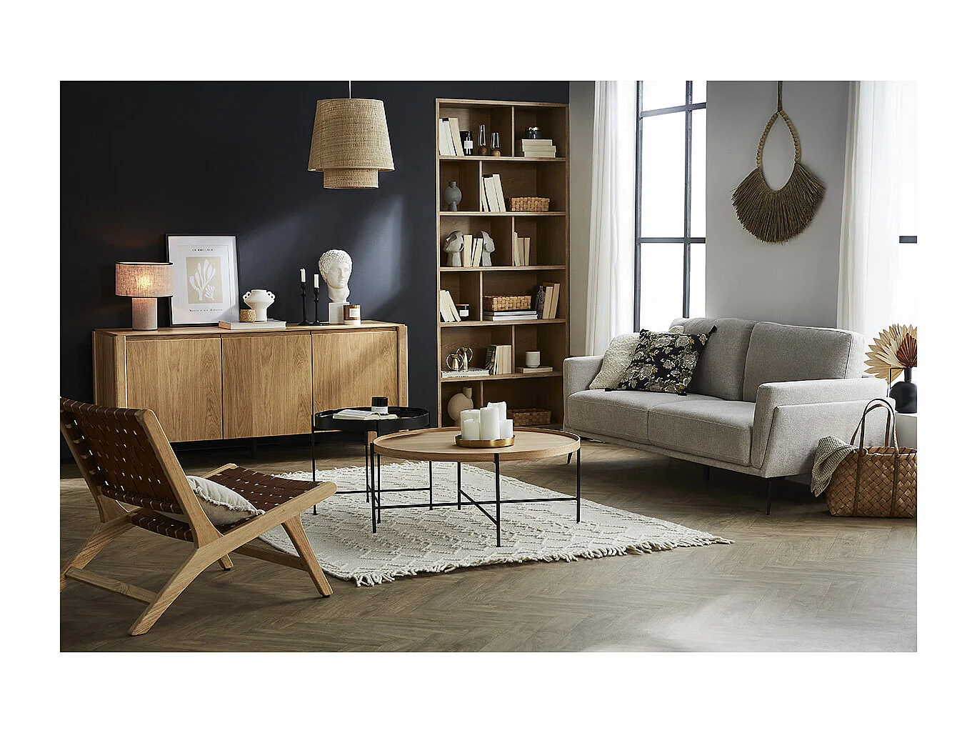 Canapé design 3 places en tissu effet velours texturé gris et métal noir MOSCO