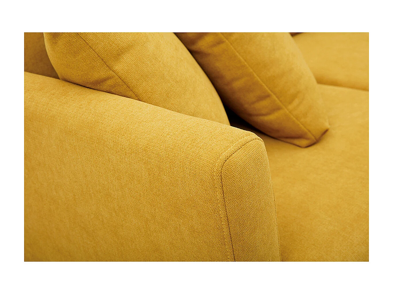 Canapé scandinave déhoussable 2 places en tissu effet velours jaune moutarde et bois clair OSLO