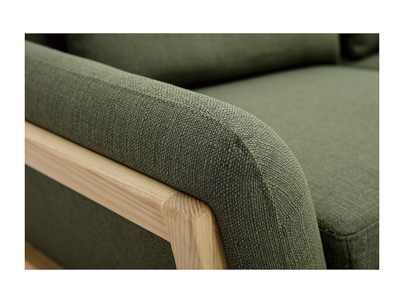 Sofá escandinavo 3 plazas gris patas madera YOKO