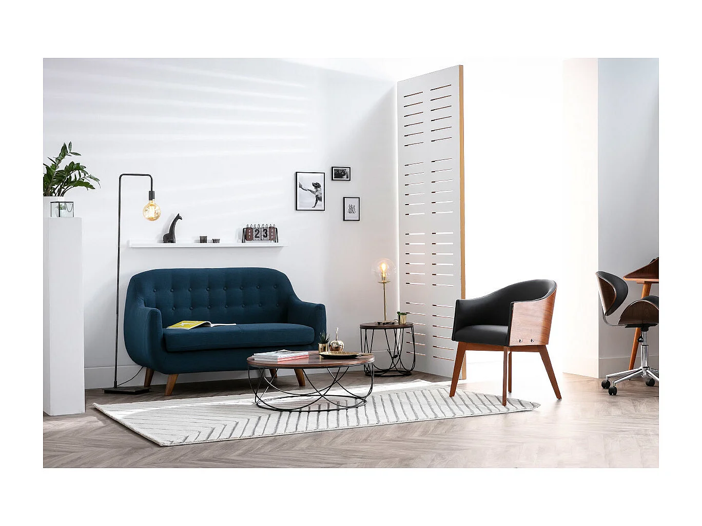 Skandinavisches 2-Sitzer-Sofa mit abnehmbarem Bezug in entenblau und Holz YNOK